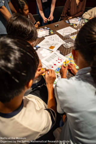 Flexagon maze by Weichun Chang - Maths at the Museum